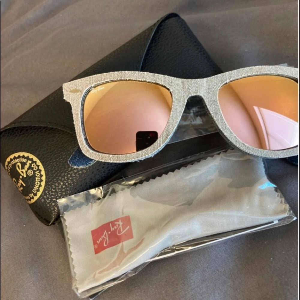Ray-Ban Denim Wayfarer Sunglasses!